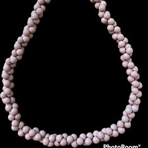 Necklace mauve vintage beaded necklace